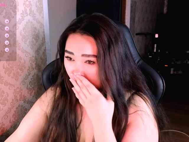 EricaWayne Live Webcam on BongaCams