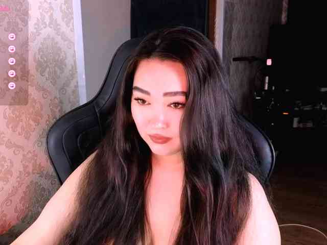 EricaWayne Live Webcam on BongaCams