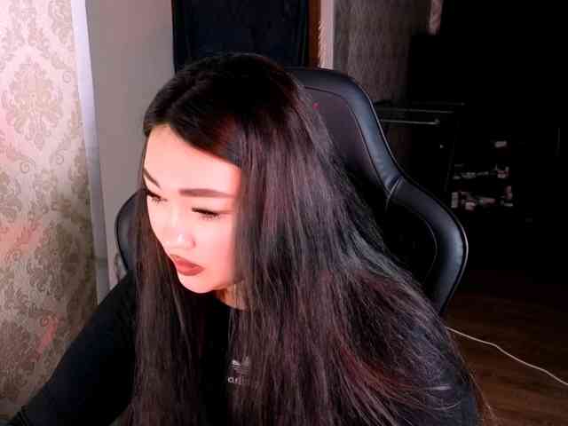 EricaWayne webcam