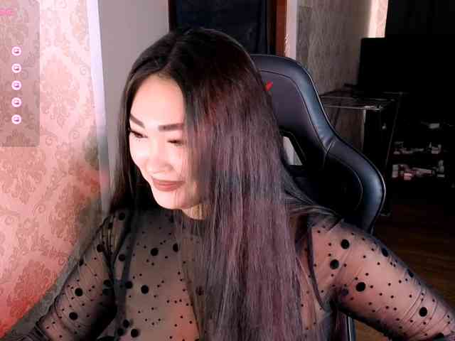 Модель: EricaWayne