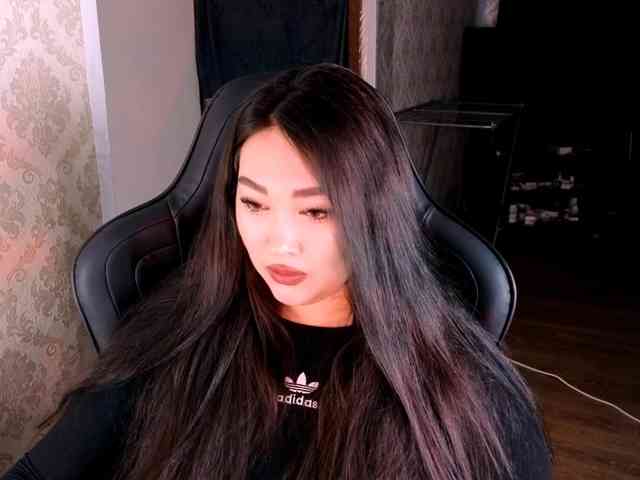 EricaWayne webcam