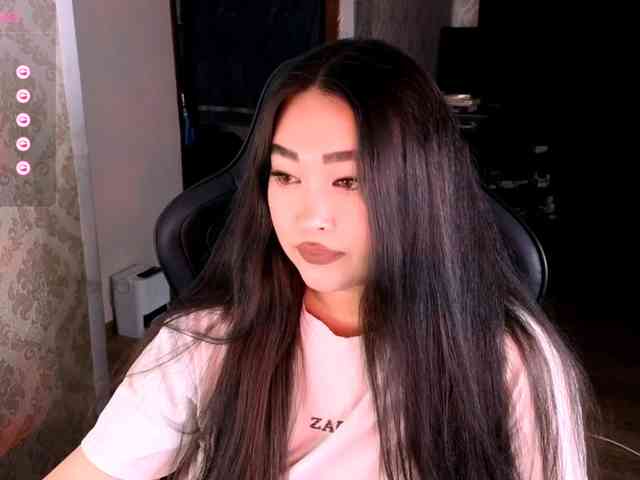 EricaWayne webcam