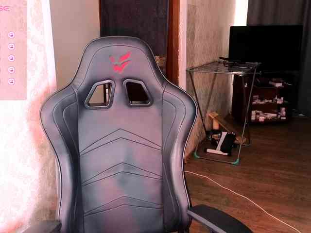 EricaWayne webcam