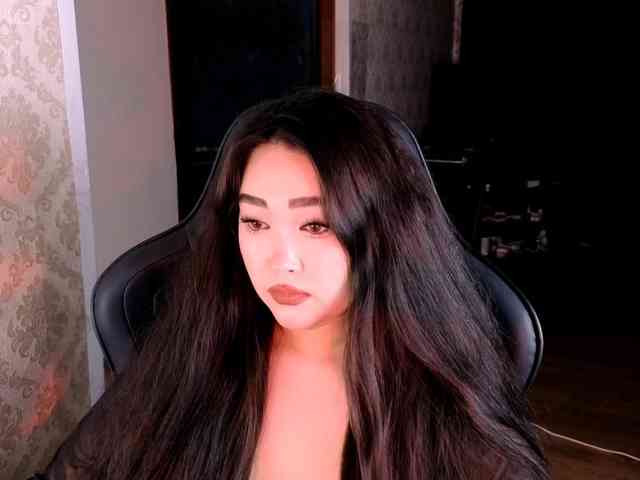 EricaWayne webcam