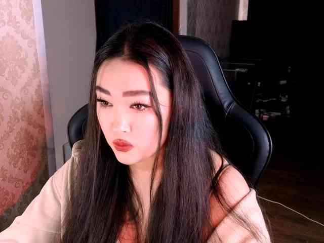 EricaWayne webcam