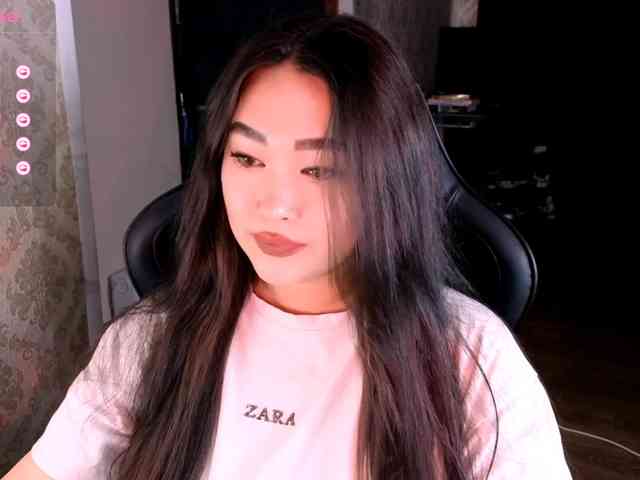 EricaWayne webcam