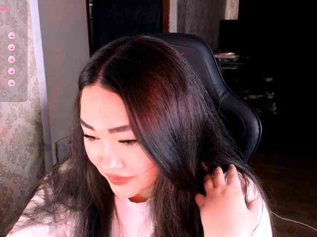 EricaWayne webcam