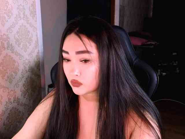 EricaWayne webcam