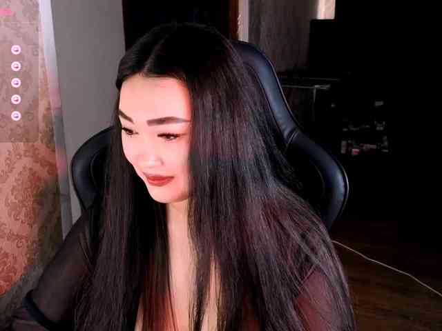 EricaWayne webcam