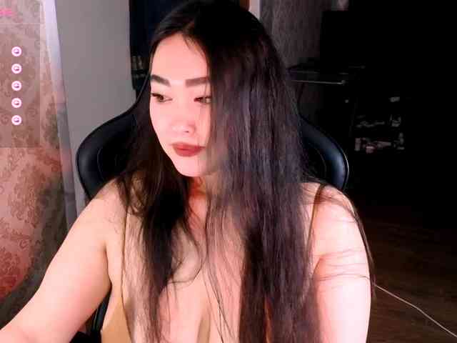 EricaWayne webcam