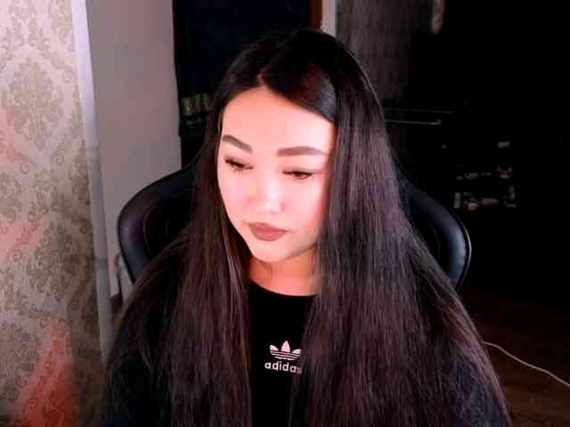 EricaWayne webcam