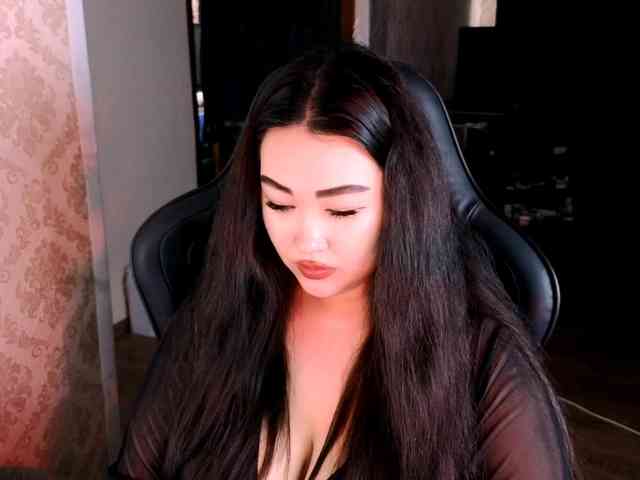 EricaWayne webcam
