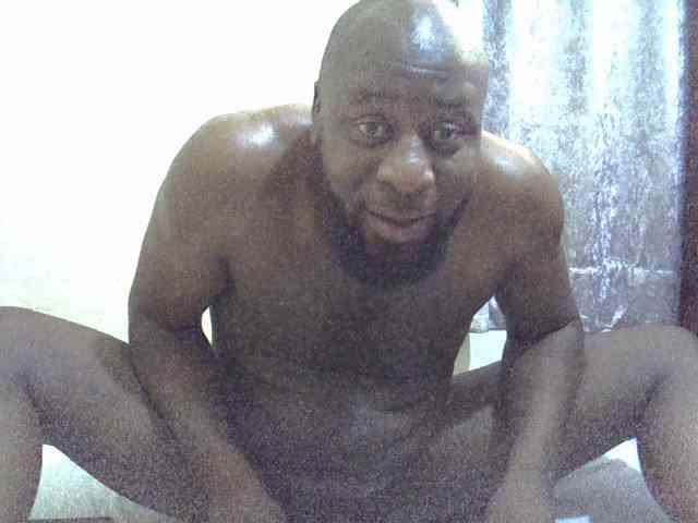LUMINOUS-PAUL Sex Cam Show