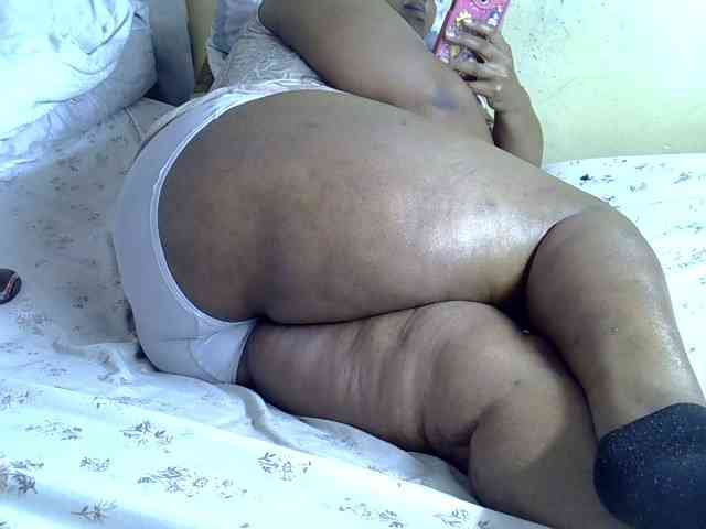 Sexxymamitaa1 webcam