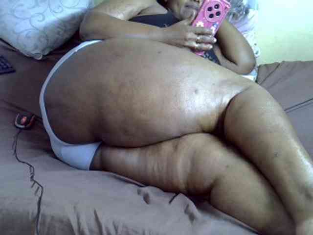 Sexxymamitaa1 webcam