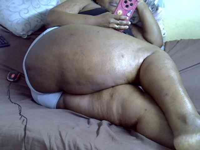 Sexxymamitaa1 webcam