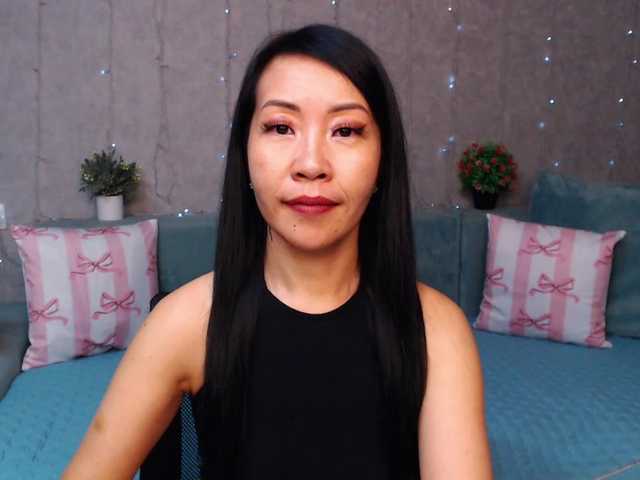 Sarahsexygirl live cam on BongaCams