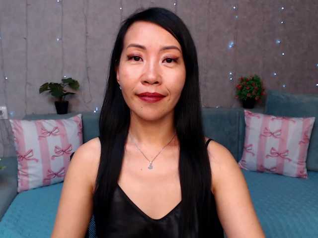 Sarahsexygirl live cam on BongaCams