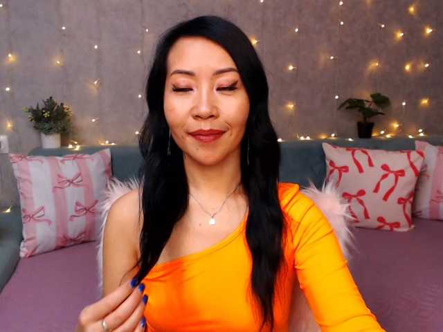 Sarahsexygirl live cam on BongaCams