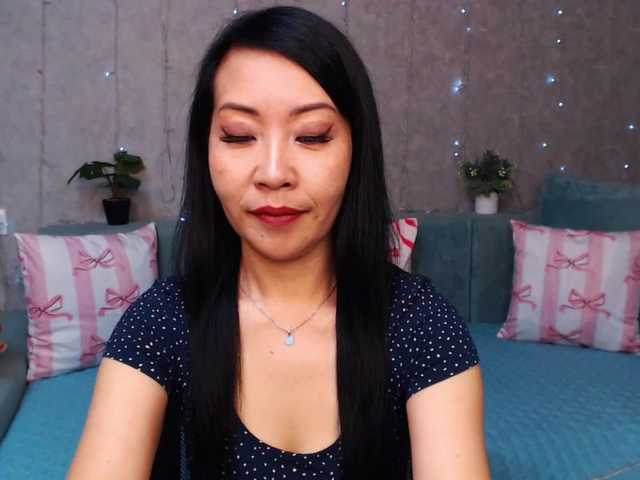 Sarahsexygirl live cam on UnifiedCams