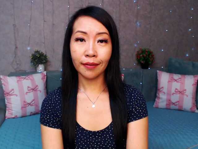 Sarahsexygirl live cam on BongaCams