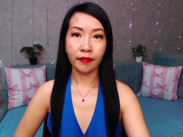 Sarahsexygirl live cam on BongaCams