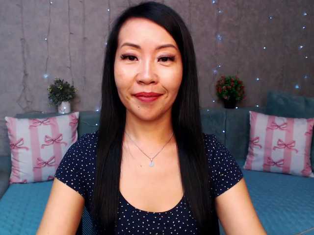 Sarahsexygirl live cam on BongaCams