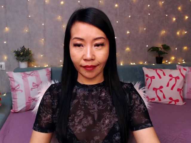 Sarahsexygirl live cam on BongaCams