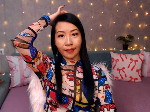Sarahsexygirl live cam on BongaCams