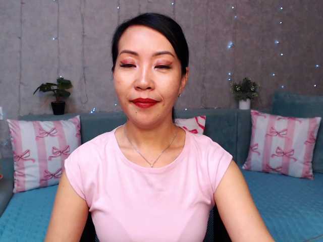 Sarahsexygirl live cam on BongaCams
