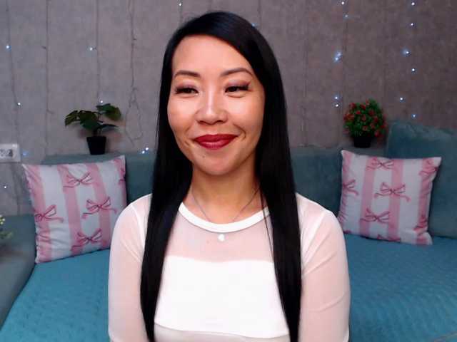 Sarahsexygirl live cam on BongaCams
