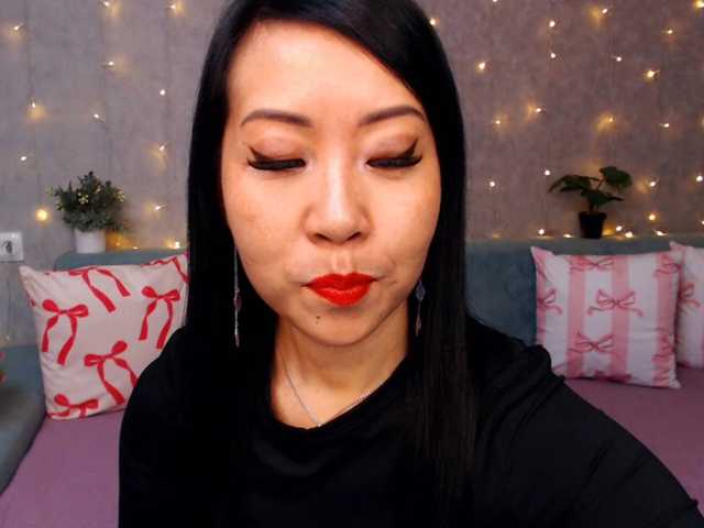Sarahsexygirl, live now on BongaCams