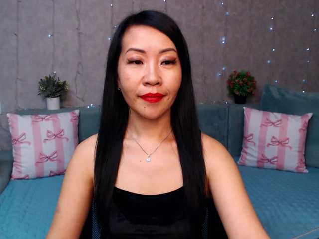 Sarahsexygirl live cam on BongaCams