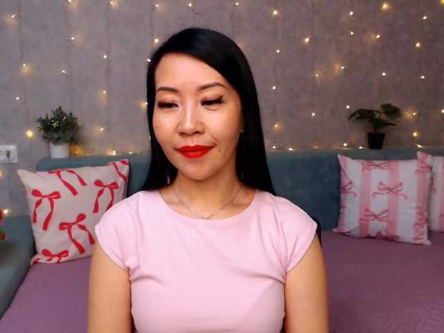 Sarahsexygirl live cam on BongaCams