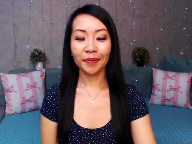 Sarahsexygirl live cam on BongaCams
