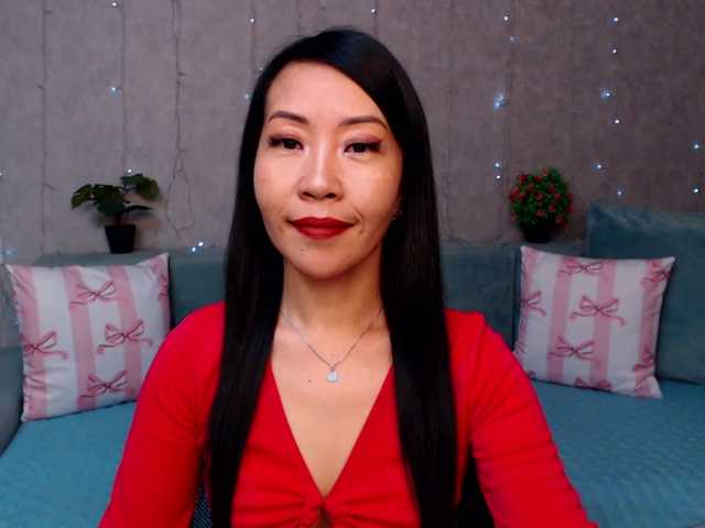 Sarahsexygirl live cam on BongaCams