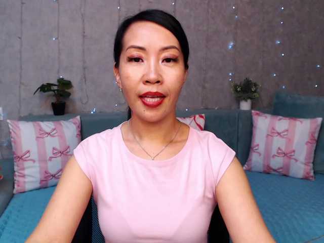 Sarahsexygirl live cam on BongaCams