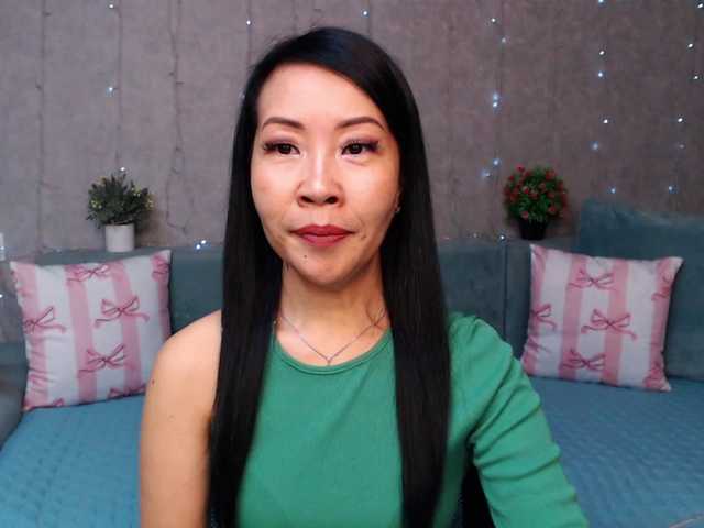 Sarahsexygirl live cam on BongaCams