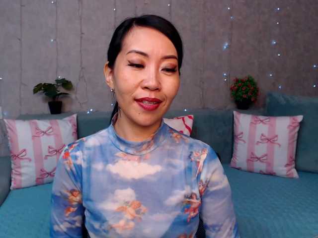 Sarahsexygirl live cam on BongaCams