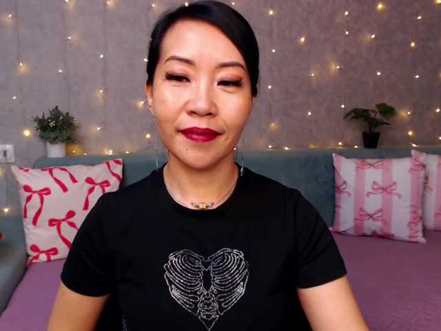 Sarahsexygirl live cam on BongaCams