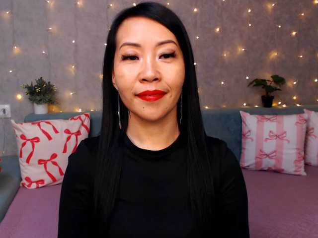 Sarahsexygirl live cam on BongaCams