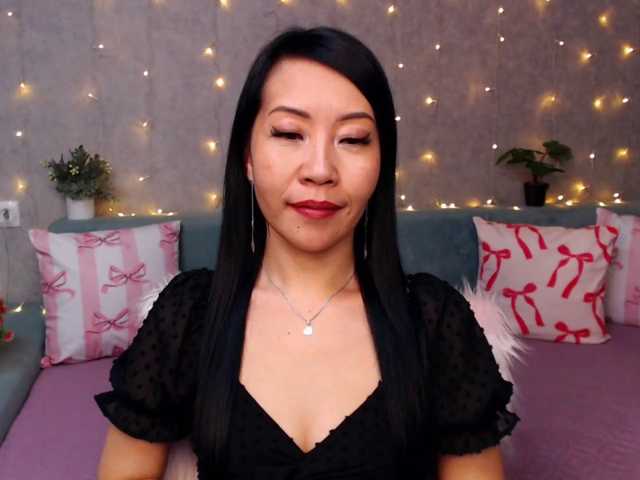 Sarahsexygirl live cam on BongaCams