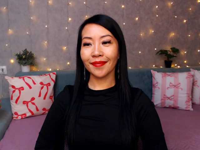 Sarahsexygirl live cam on BongaCams