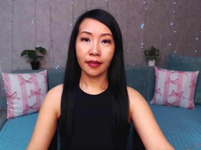 Sarahsexygirl live cam on BongaCams