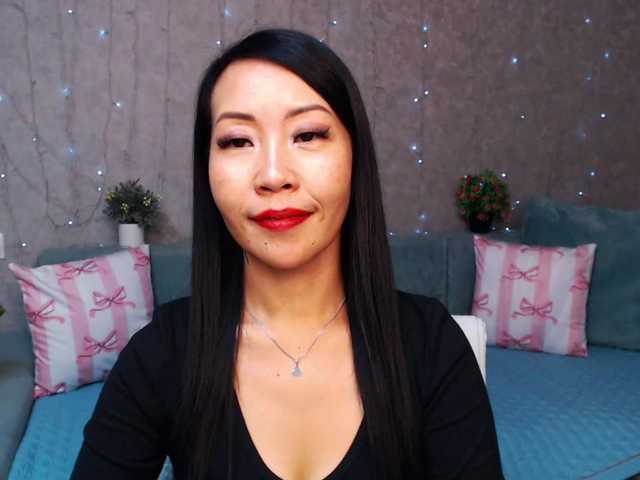 Sarahsexygirl's BongaCams show and profile