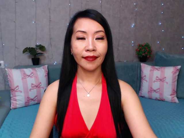Sarahsexygirl live cam on BongaCams