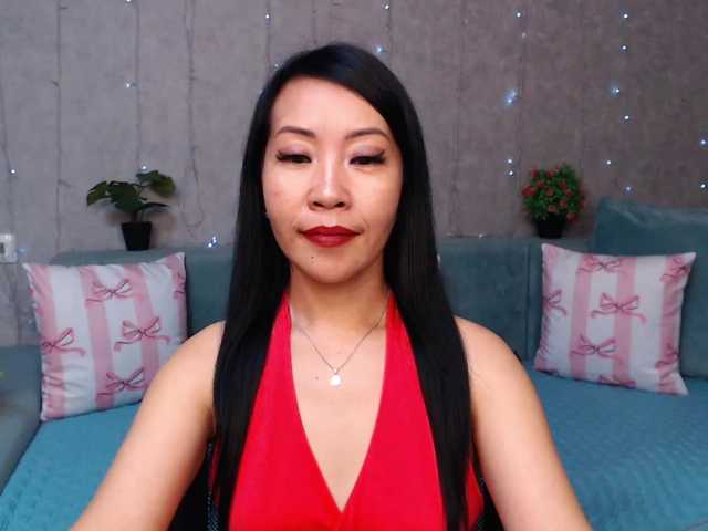 Sarahsexygirl live cam on BongaCams