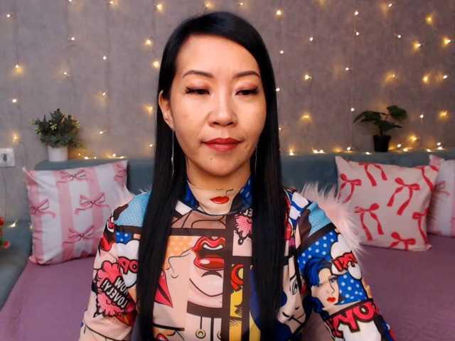 Sarahsexygirl live cam on BongaCams