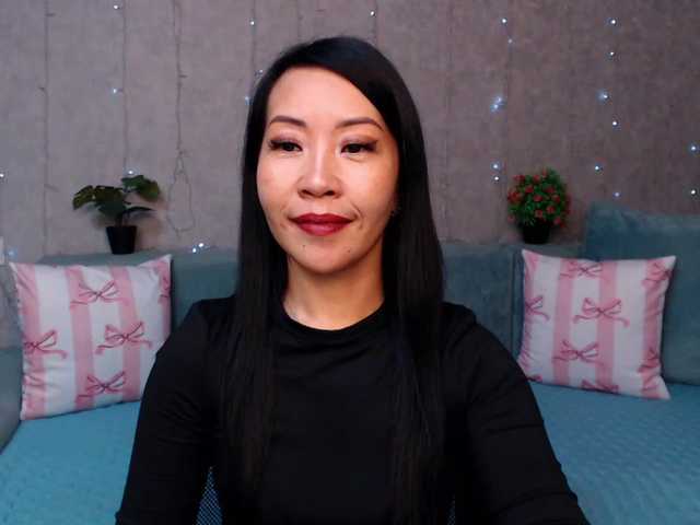 Sarahsexygirl live cam on BongaCams