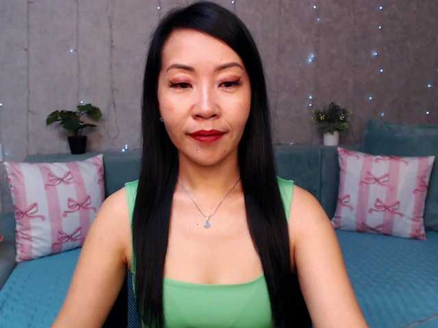 Sarahsexygirl live webcam show